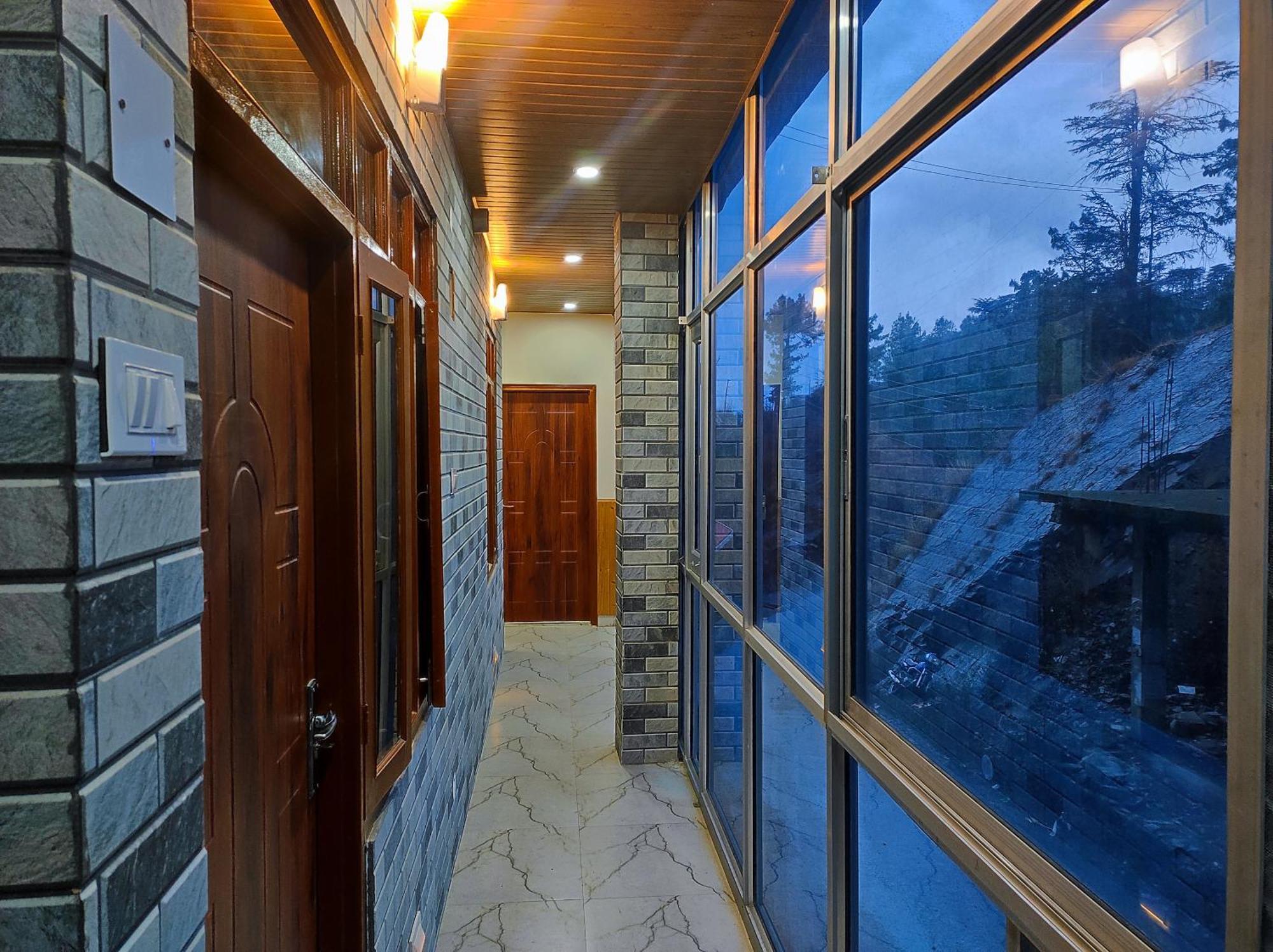 Vintage Woods Inn Shimla Exteriör bild
